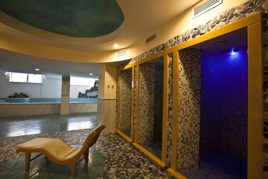 Hotel Terme Alexander Ischia Buitenkant foto